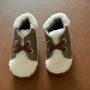 Infant Shearling Shoes 6-9 months